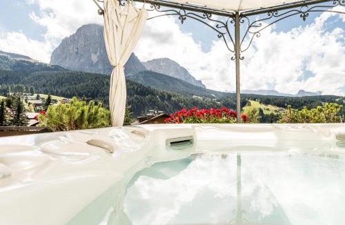 Selva di Val Gardena Hotel | Romantik & Family Hotel Gardenia*S