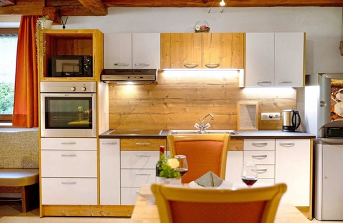 Valle Aurina Apartment | Room 'Ederhof 7' with Mountain View, Shared Terrace, Wi-Fi, and Breakfast Included