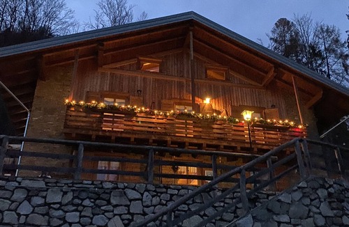 Roncegno Apartment | Room 'Faggio' with Mountain View, Private Garden and Balcony