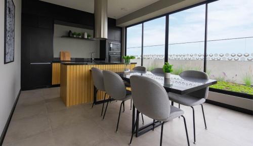 Lima Apartment | Roosevelt 2004 - Apartment in Miraflores 2 bedrooms