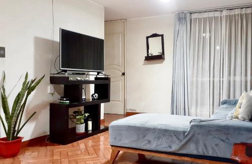 Callao Apartment | Rosa's House Private Apartment First floor, 5 min from Airport
