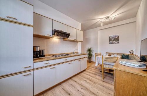 Lana House | Rosalie Apartments