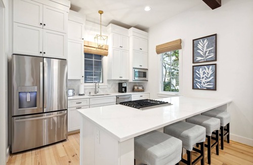 Rosemary Beach House | Rose Cottage — Cozy Rosemary Beach Getaway with Bikes, Steps from the Sand