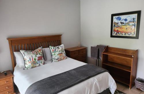 Vryheid Ski Chalet | Rosewood Guest Cottage