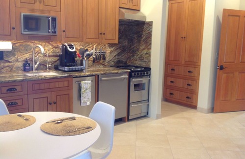 Pinnacle Peak Cottage | Rural, Quiet and Private Casita with View Deck