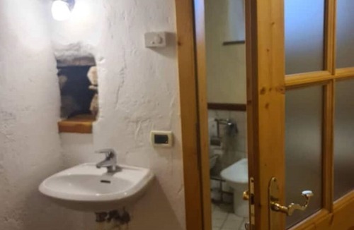 Tesero Apartment | Rustic house in historic 1600s