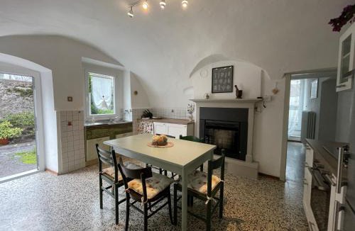 Darzo Apartment | Rustico in Storo