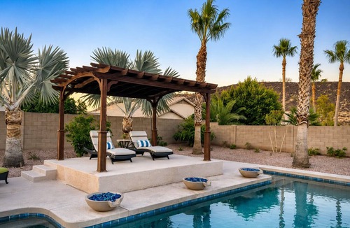 Adobe Highlands House | Saltwater Pool, Walk to Pickleball, North Phoenix Retreat, Norterra Shopping.