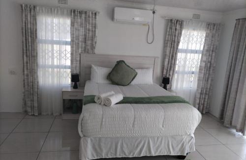 St. Lucia House | Salush Guest House