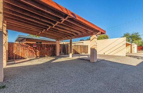 Sam Hughes House | Sam Hughes / 3BR 3BA / Fenced / Carport / Updated