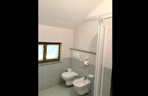 Molina di Ledro House | Scenic Holiday Home in Ledro near Spiggia Besta Lido