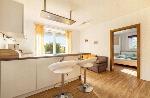 Vollan House | Schlosshof Mayenburg Comfortable holiday residence