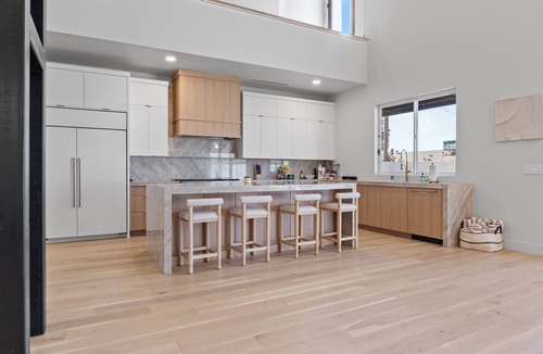 South Scottsdale Villa | Scottsdale 6BR Luxury Home Heated Pool Spa Sleeps 13