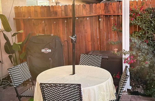 Park Scottsdale Four House | Scottsdale Desert Oasis - 3 BR home, pool & patio - minutes from Old Town!