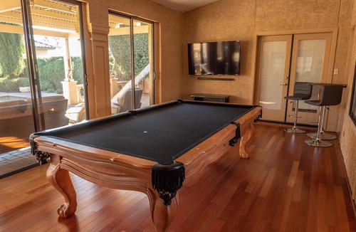 Central Scottsdale House | Scottsdale estate with heated pool and hot tub