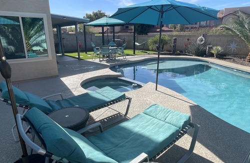 South Scottsdale House | Scottsdale Family Oasis 🏝 Htd Pool & Spa - Cinema/Arcade Room - 5G Wifi