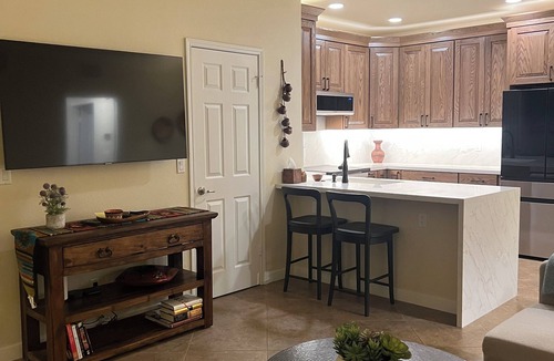 Paradise Valley Village Condo | Scottsdale Kierland Condo in Gated Community
