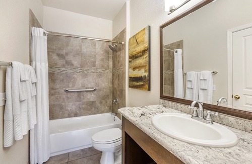Scottsdale Links Resort | Scottsdale Links Resort - 1 BEDROOM 1 KING SUITE WITH SOFABED