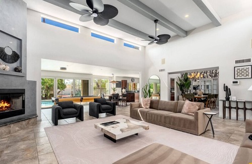 La Tierra Estates Villa | Scottsdale Luxury Estate+Heated Pool+Spa +Pickleball