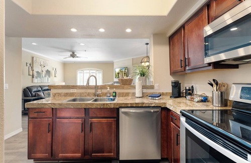North Scottsdale Condo | Scottsdale Retreat - 2 Bed 2 Bath Condo With Resort-style Amenities!