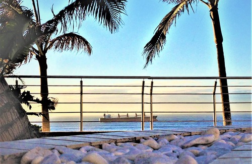Umhlanga Apartment | Sea Shells A beautiful luxurious SeaView unit in Umhlanga Rocks