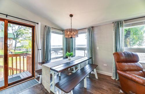 Town of Torrey House | Seneca Lake House Private Dock and Fire Pit!