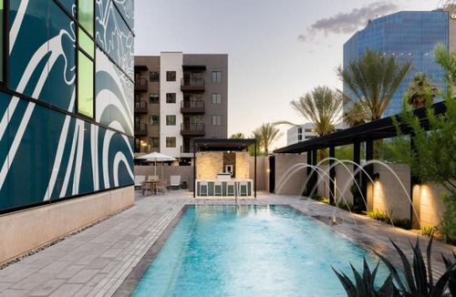 Encanto Hotel | Sentral Alloy Midtown