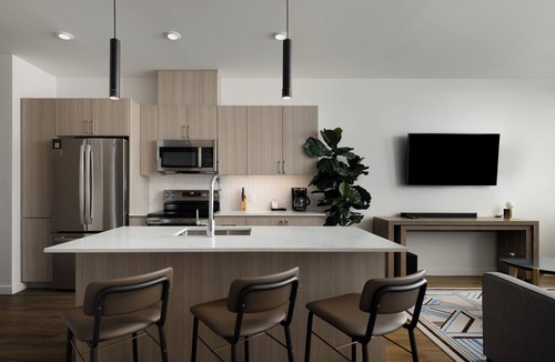 Encanto Hotel | Sentral Alloy Midtown