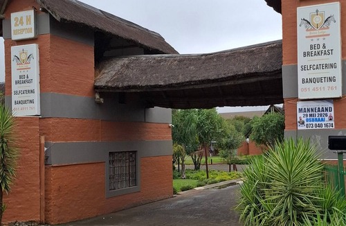 Bloemfontein Apartment | Serene 1-bedroom Apartment in Bloemfontein