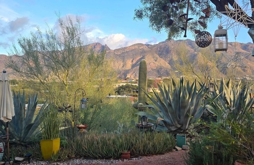 Skyline Bel Air Estates Cabin | Serene 1-bedroom attached casita with AC in the Catalina Foothills of Tucson.