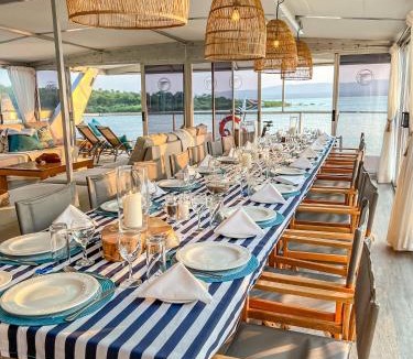 Jozini Boat Rental | Shayamanzi Houseboats
