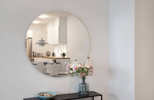 Hliðar Apartment | SIF Apartments - 2 bedrooms with 2 bathrooms