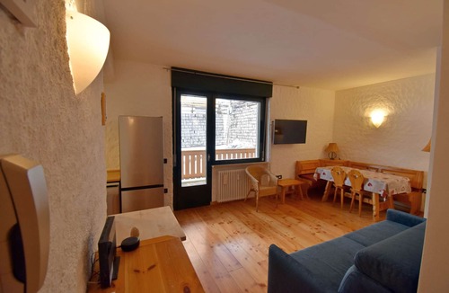 Palu Apartment | SISSI APARTMENT