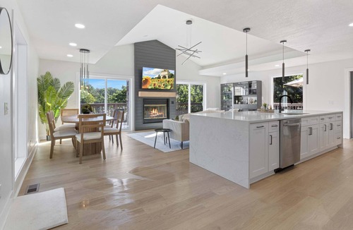 Sunrise Beach House | Sleep 22, private pool, pickleball ct, hot tub