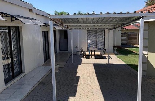 Newcastle Bed & Breakfast | Sleep Easy Guest House