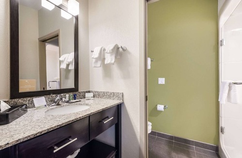 Woodlands Village Hotel | Sleep Inn Flagstaff