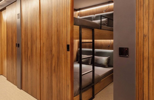 Callao Hotel | Sleepover - Lima Airport, the only in-terminal sleep pods