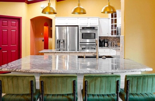 Mesa House | Sleeps 19 Pool Sport Court Putt Putt Gym