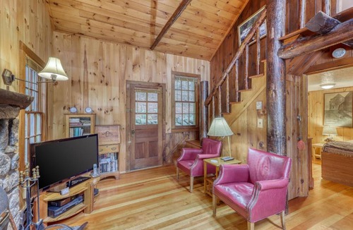 Chestertown House | Solitude at Lake's End