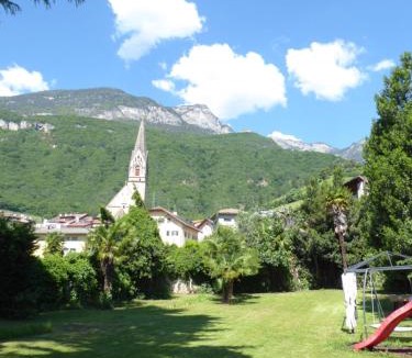 Tramin Apartment | Sonnenresidence Alpenhof
