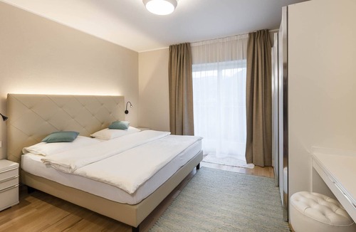 Postal Apartment | Sonnige Urlaubstage mit Pool bei Meran