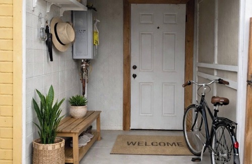 Blenman-Elm House | Sonoran Retreat - WALK to UofA & Arizona Inn! 2 BR & Bonus; Parking!