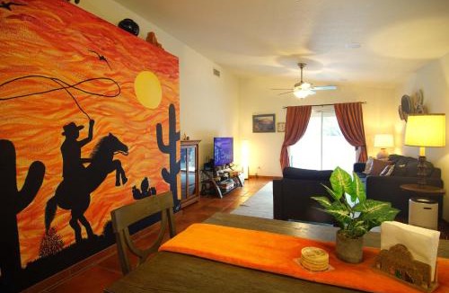 Tucson House | Sonoran Sanctuary w/Garage, WFH Setup by I-10 & Downtown