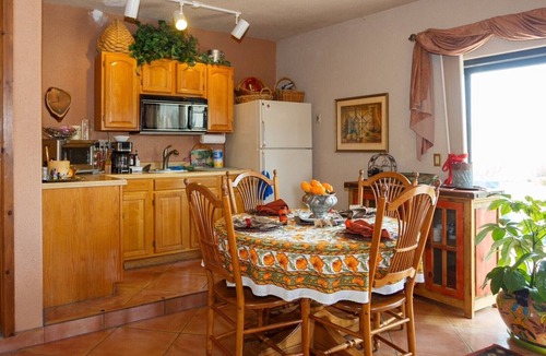 Tucson Apartment | Southwest Casita Oasis
