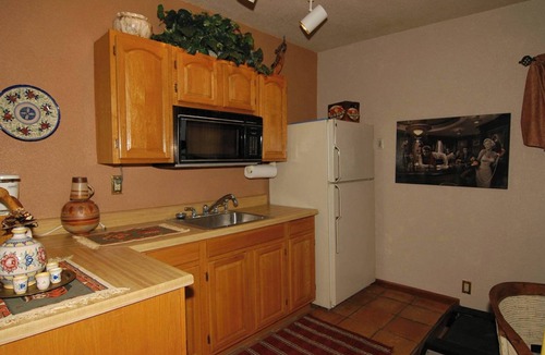 Tucson Apartment | Southwest Casita Oasis
