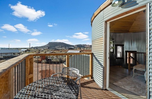 Fredonia Cabin | Southwest Silo Stay- 1 Bedroom Near Zion & Bryce