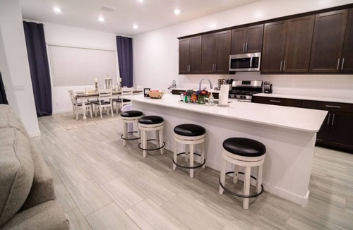 Sunset Farms House | Spacious 4-bedroom house in lovely Tolleson w/2 Full Kitchens & 2 laundry rooms