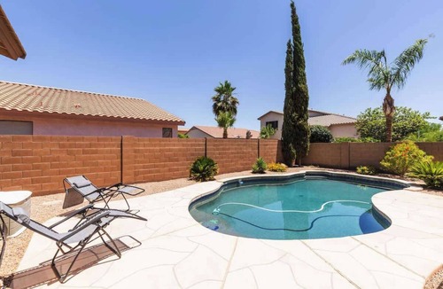 Chandler House | Spacious 6 BR Furnished 30 day rental! Great Pool!