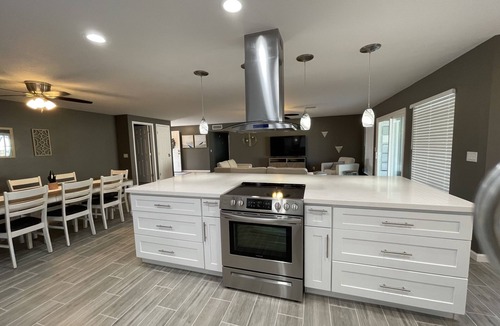 Foxfire House | Spacious Home, Private Pool, minutes to Spring Training, and Cardinal Stadium