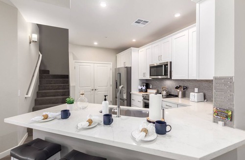 Ocotillo Condo | Spacious Penthouse with Luxe Resort Amenities